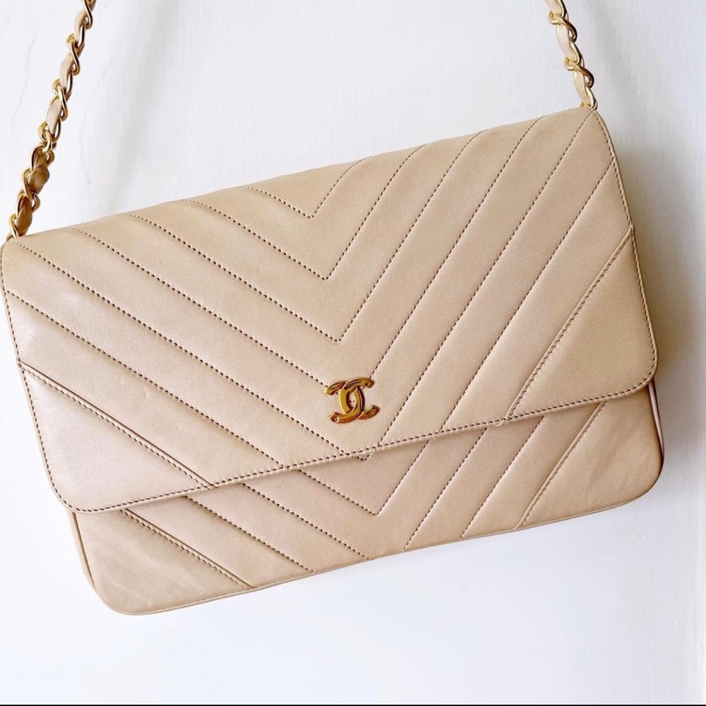 Chanel Beige Chevron Lambskin Clutch on Chain